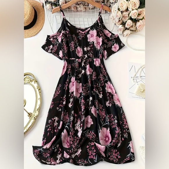 Red Ladies Dresses & Skirts - NEW Women’s Plus Size Floral Print Cold Shoulder Dress